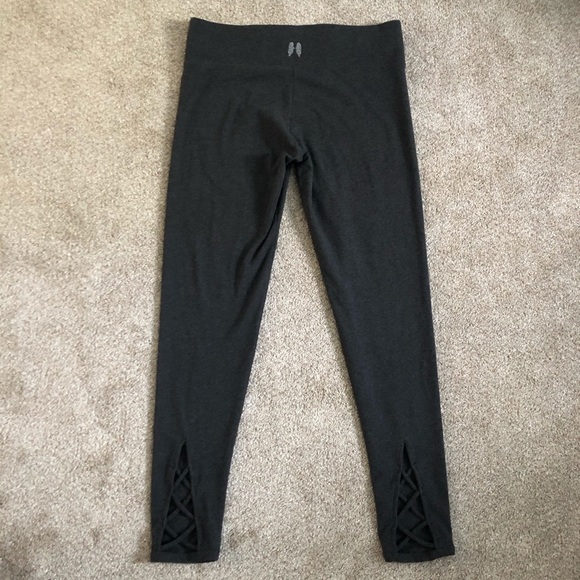 VS Skinny Leggings - Picture 4 of 10